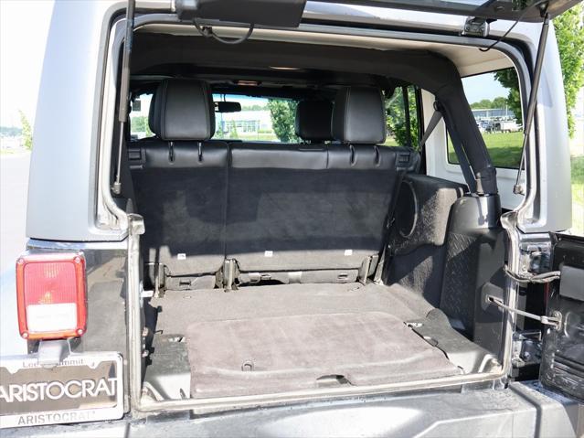 used 2015 Jeep Wrangler Unlimited car, priced at $19,900