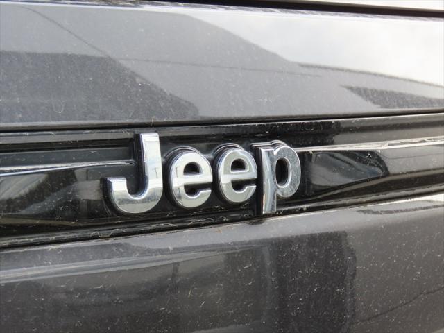 used 2023 Jeep Grand Cherokee car, priced at $42,900