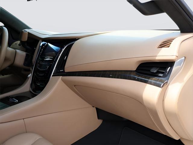used 2019 Cadillac Escalade ESV car, priced at $38,900