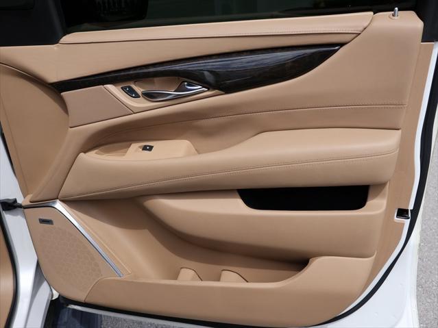 used 2019 Cadillac Escalade ESV car, priced at $38,900