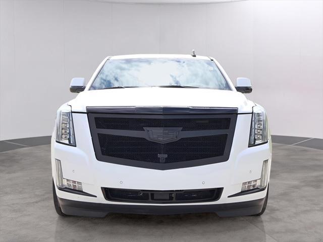 used 2019 Cadillac Escalade ESV car, priced at $38,900
