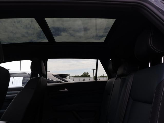 used 2021 Volkswagen Atlas Cross Sport car, priced at $24,500