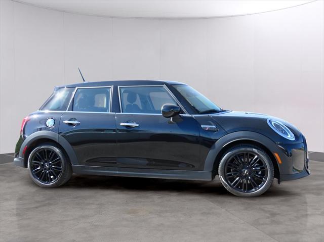 used 2024 MINI Hardtop car, priced at $29,700