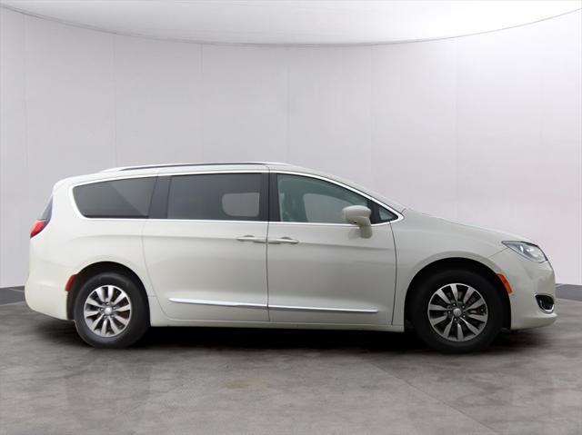 used 2020 Chrysler Pacifica car, priced at $16,700