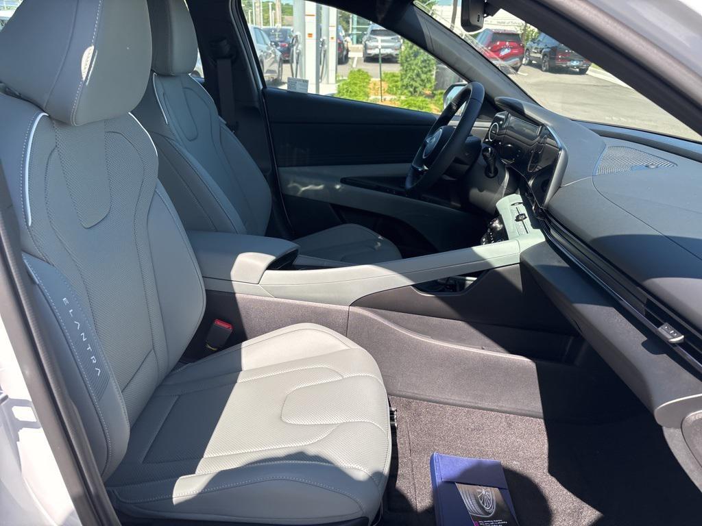 new 2025 Hyundai ELANTRA HEV car, priced at $32,085