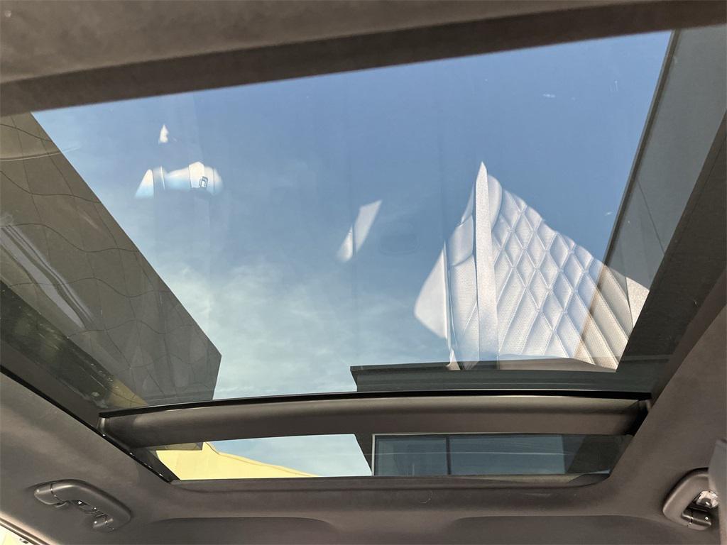 new 2026 Genesis G80 car, priced at $81,495