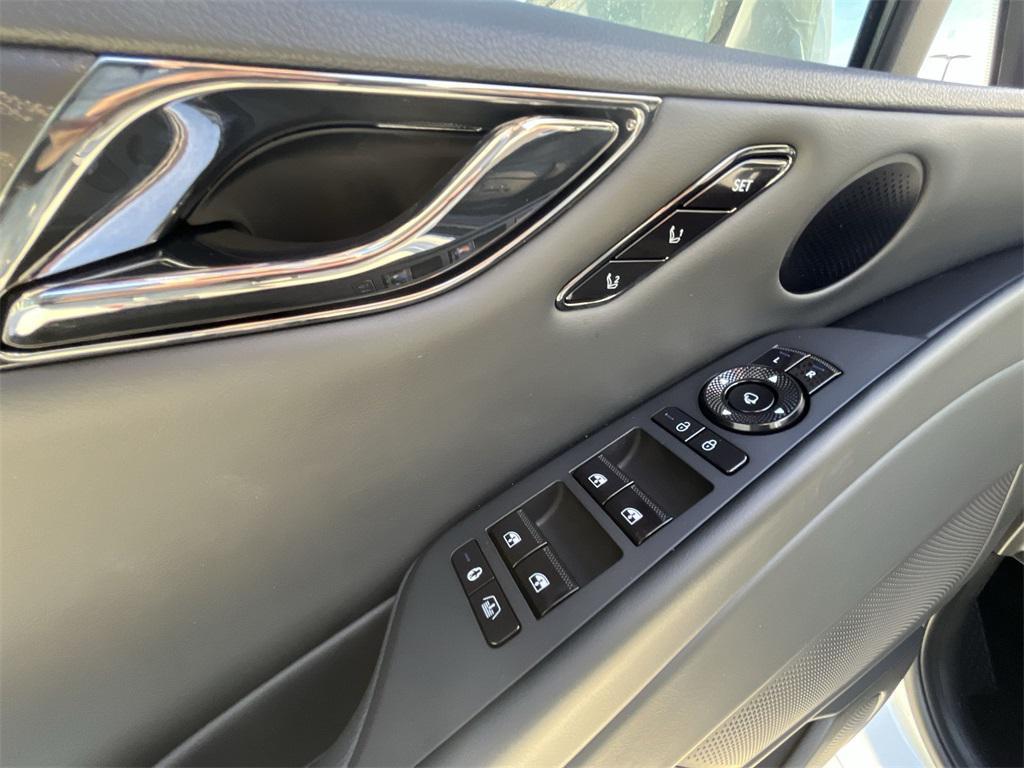 new 2026 Genesis G80 car, priced at $81,495