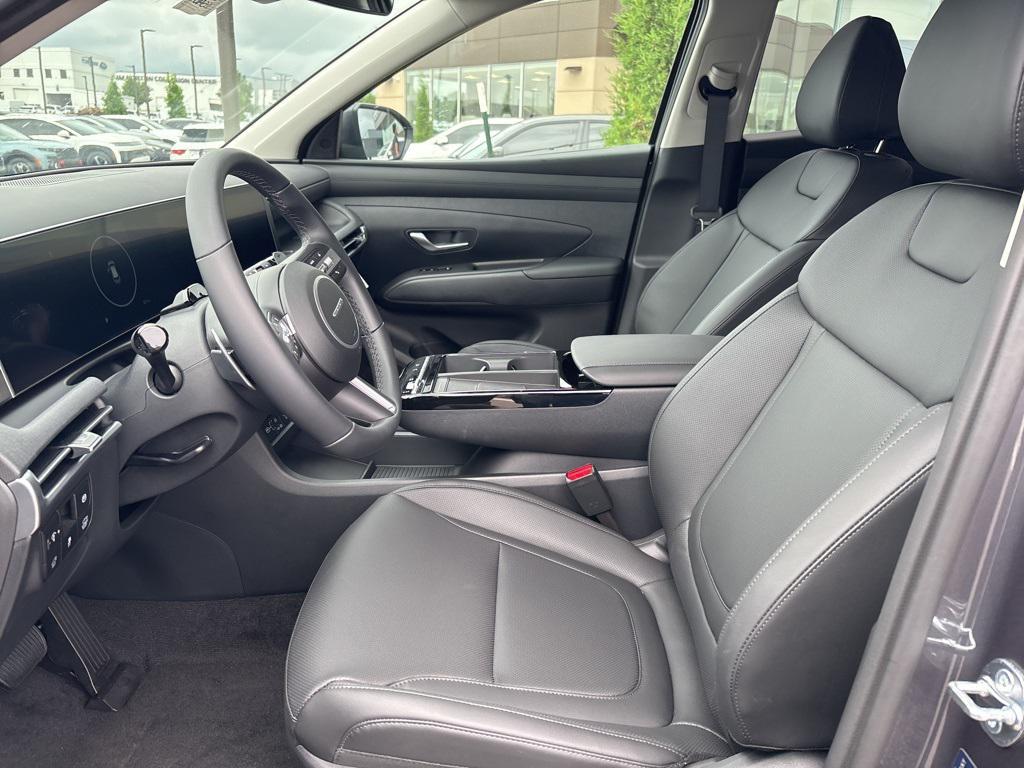new 2025 Hyundai TUCSON Hybrid car, priced at $38,460