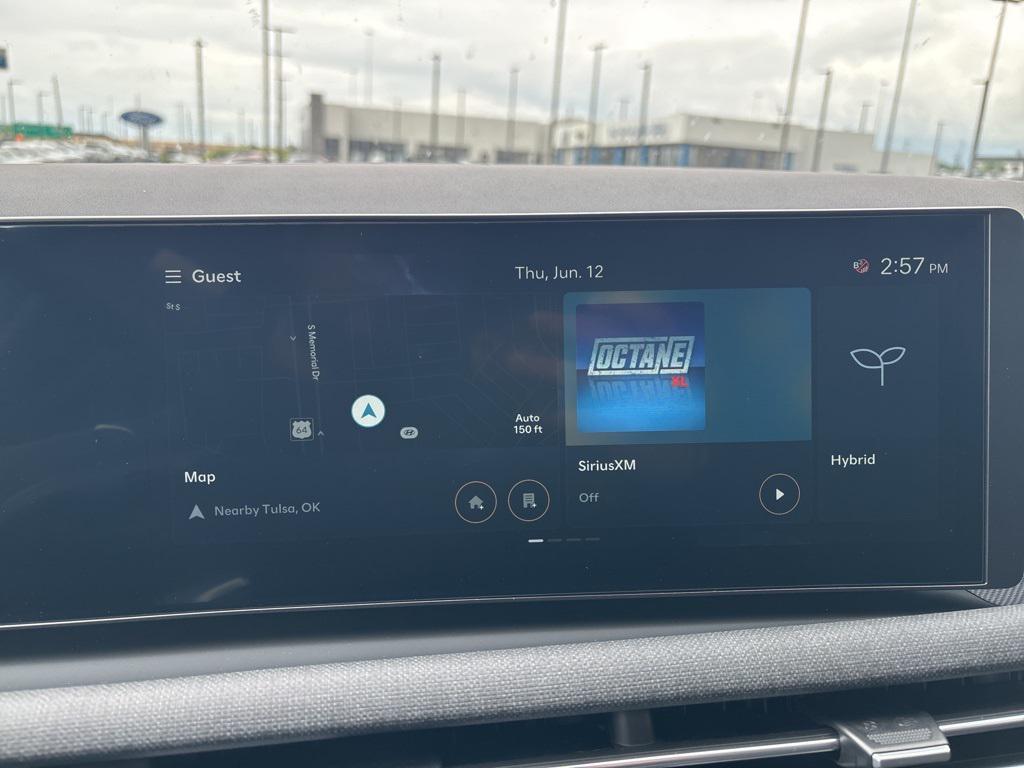 new 2025 Hyundai TUCSON Hybrid car, priced at $38,460