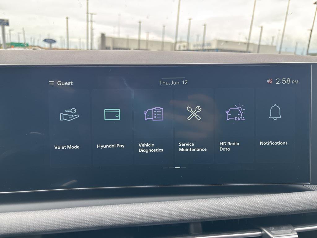 new 2025 Hyundai TUCSON Hybrid car, priced at $38,460