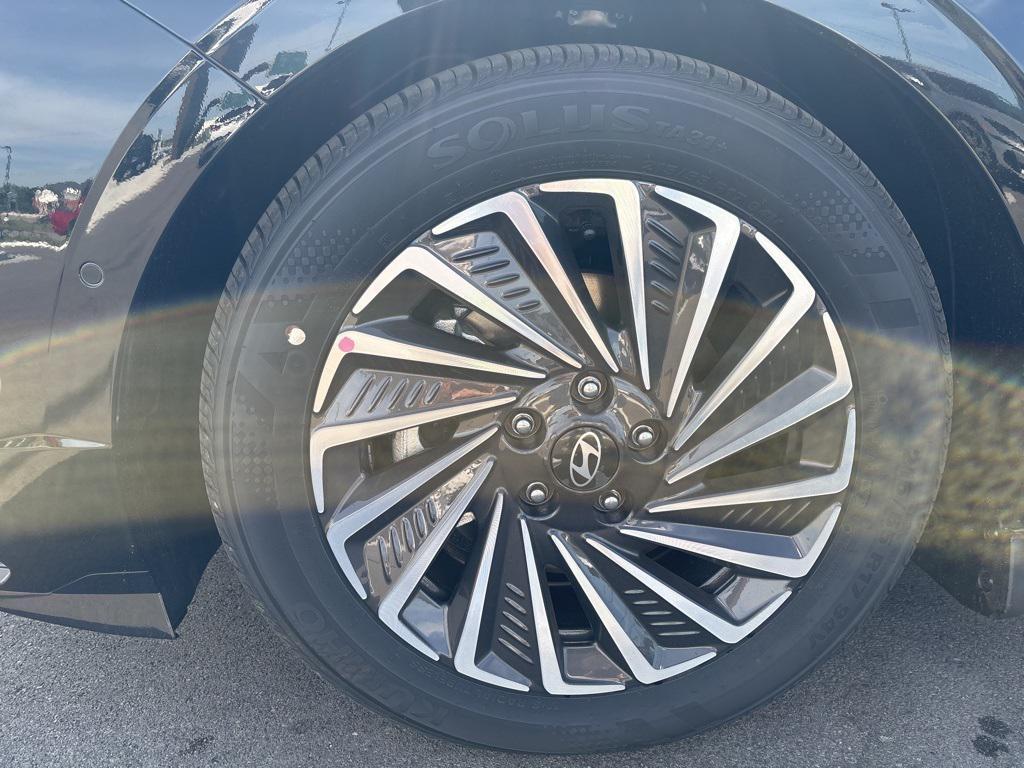 new 2025 Hyundai Sonata Hybrid car, priced at $39,460