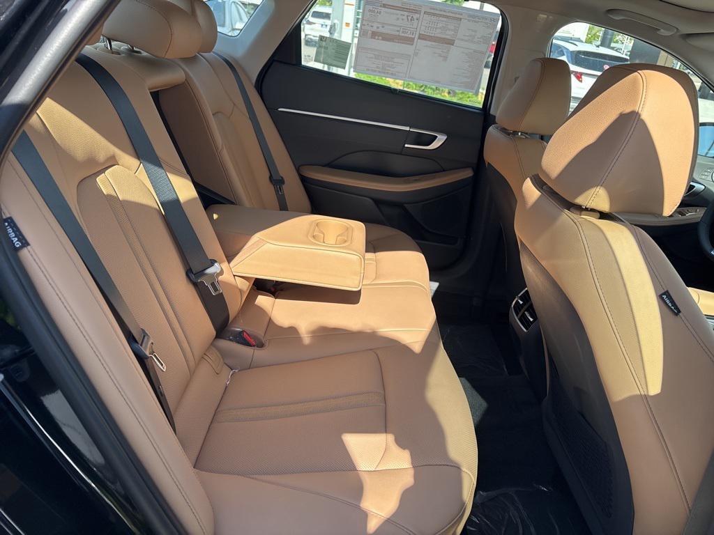 new 2025 Hyundai Sonata Hybrid car, priced at $39,460