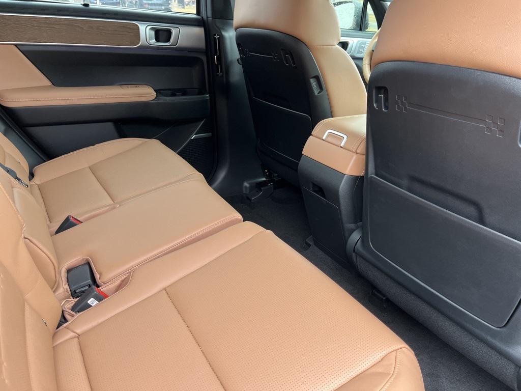 new 2025 Hyundai Santa Fe car, priced at $48,609
