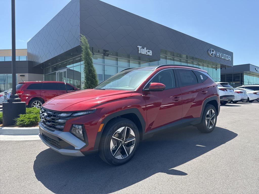 new 2025 Hyundai TUCSON Hybrid car, priced at $39,060