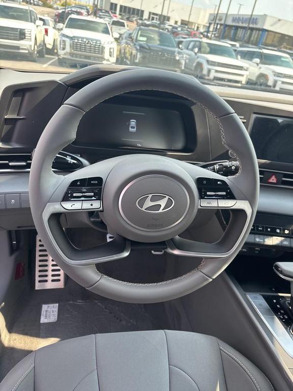 new 2025 Hyundai Elantra car, priced at $25,605