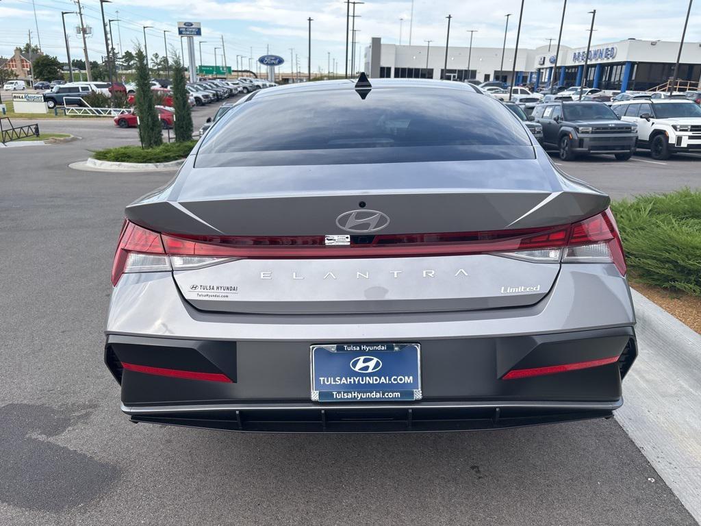 new 2025 Hyundai Elantra car, priced at $28,660