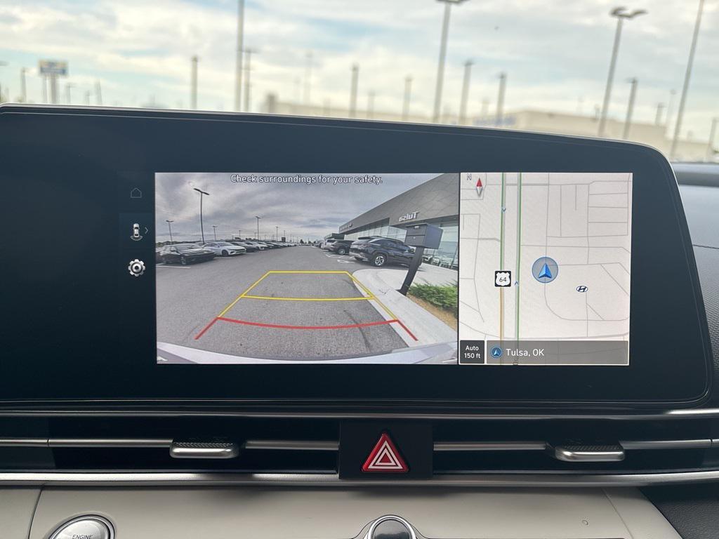 new 2025 Hyundai Elantra car, priced at $28,660