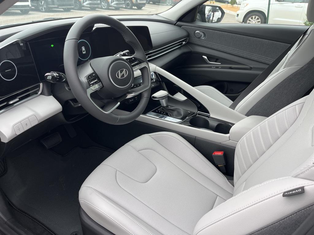 new 2025 Hyundai Elantra car, priced at $28,630