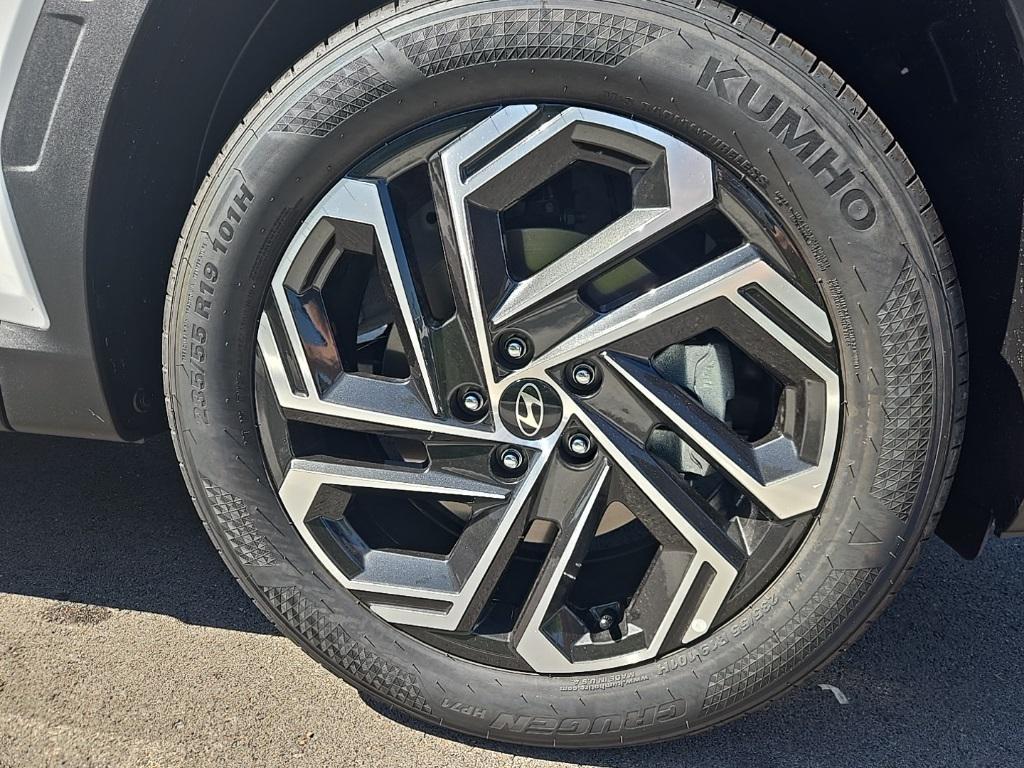 new 2026 Hyundai Tucson car, priced at $42,255