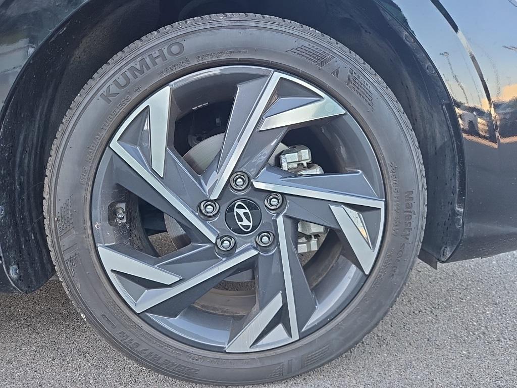 used 2025 Hyundai Elantra car, priced at $21,023