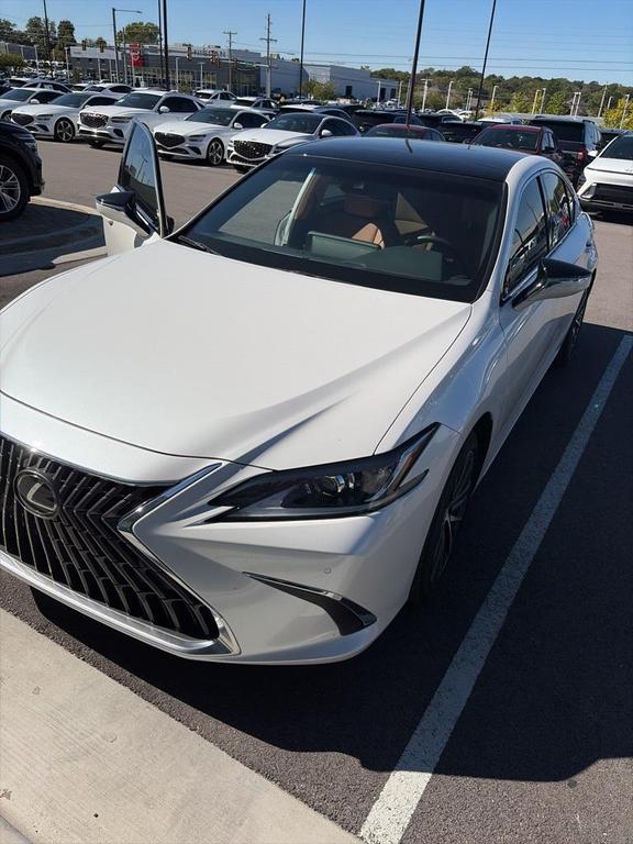 used 2023 Lexus ES 350 car, priced at $40,317