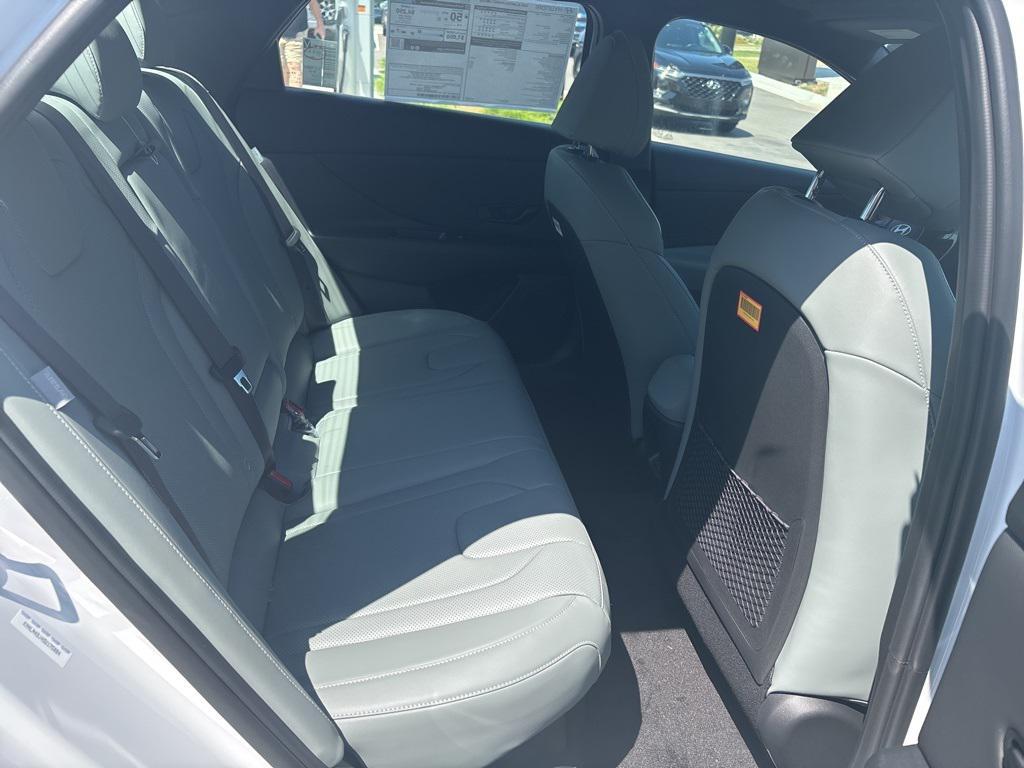 new 2025 Hyundai ELANTRA HEV car, priced at $32,215