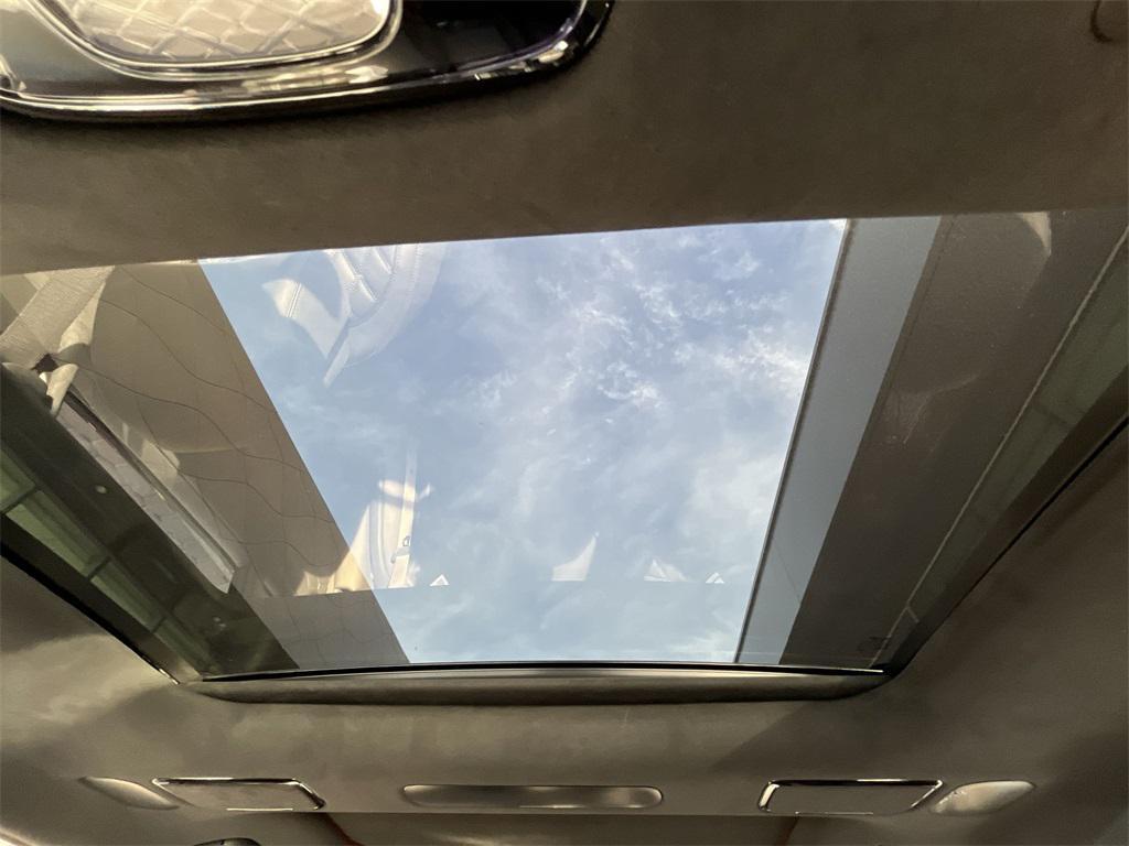 new 2026 Genesis G90 car, priced at $108,200