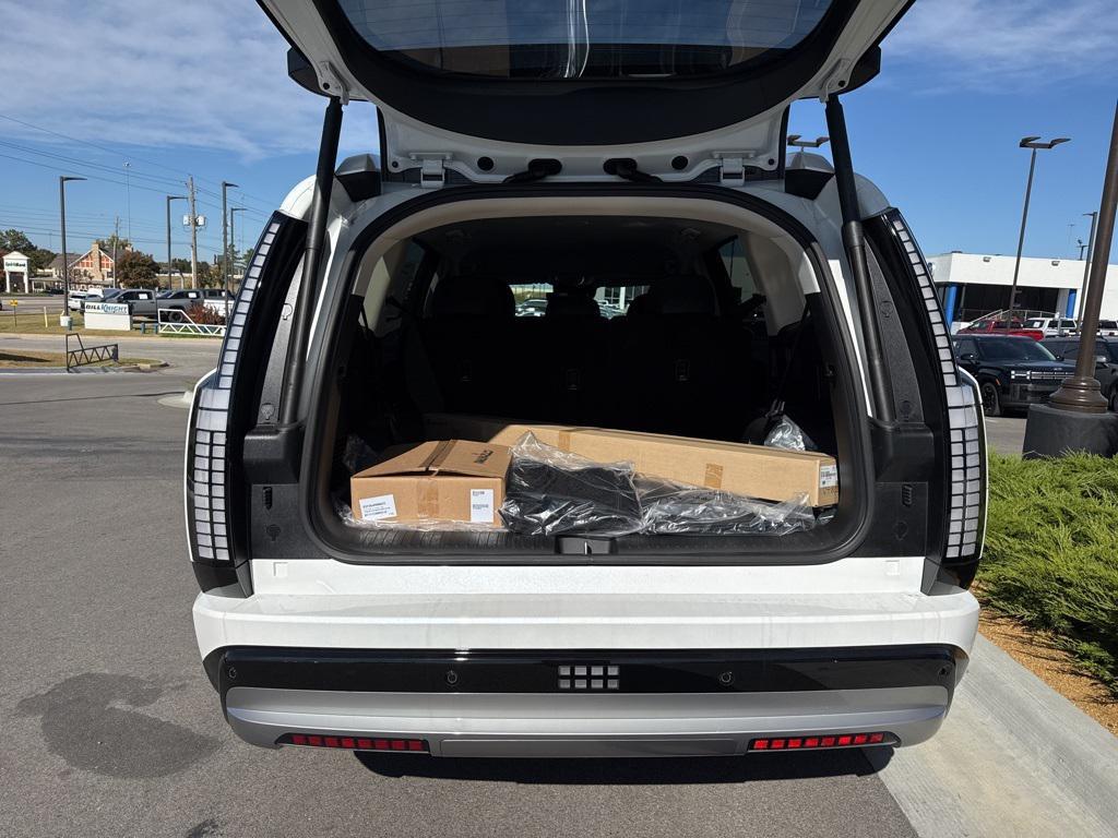 new 2026 Hyundai IONIQ 9 car, priced at $69,135