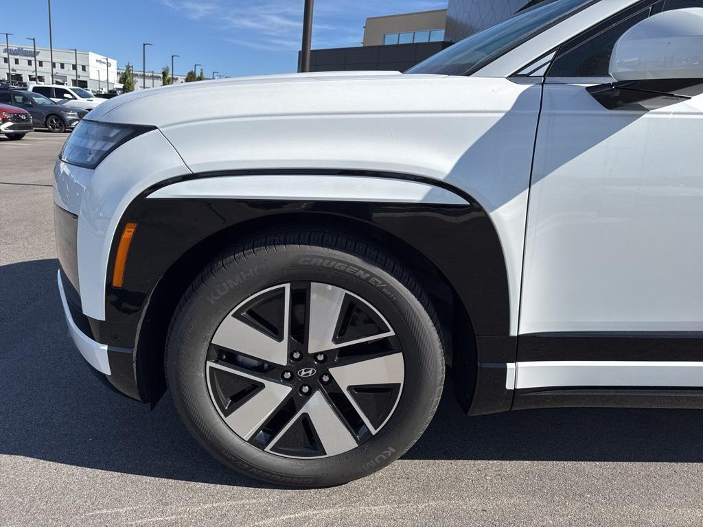 new 2026 Hyundai IONIQ 9 car, priced at $69,135