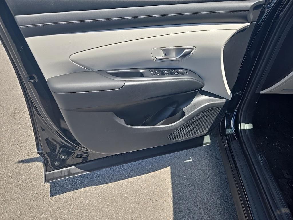 new 2025 Hyundai Tucson car, priced at $33,320