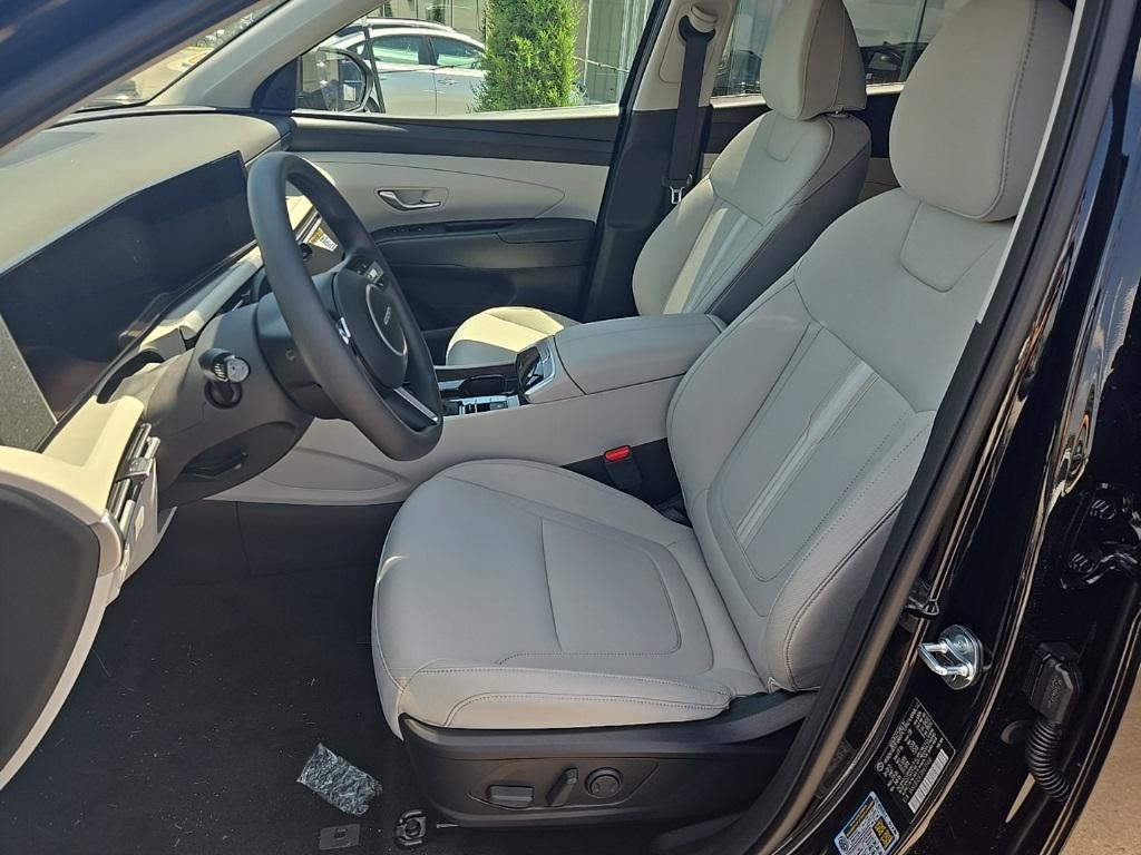new 2025 Hyundai Tucson car, priced at $33,320