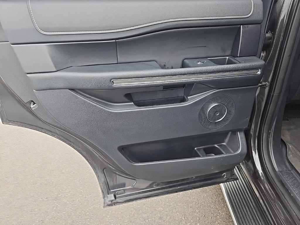 used 2023 Ford Expedition car, priced at $44,888