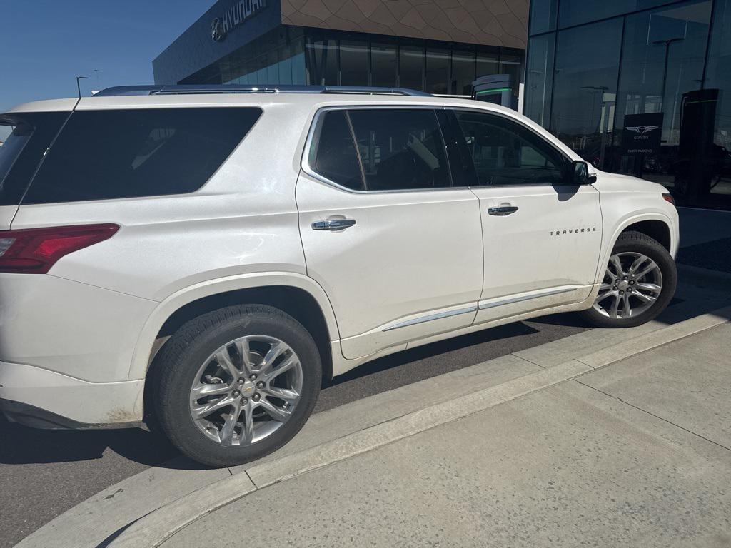 used 2020 Chevrolet Traverse car, priced at $30,051