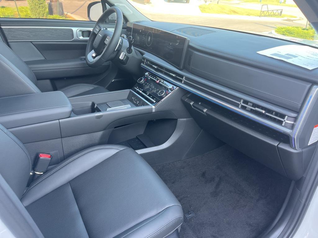 new 2025 Hyundai Santa Fe car, priced at $47,414