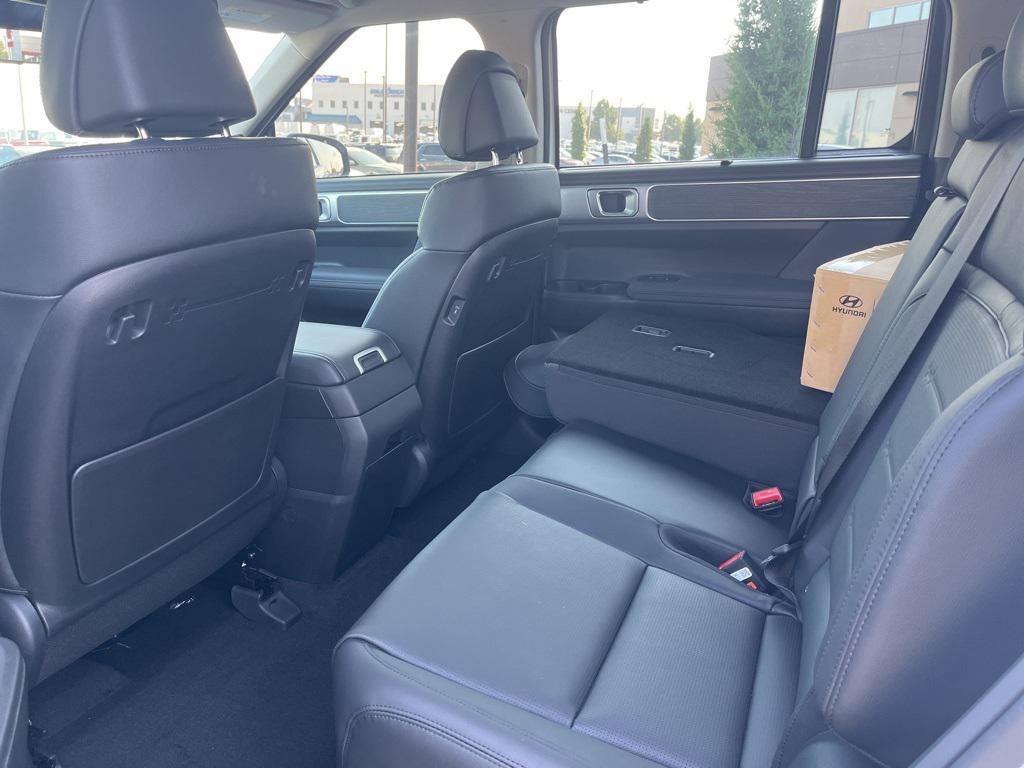 new 2025 Hyundai Santa Fe car, priced at $47,414