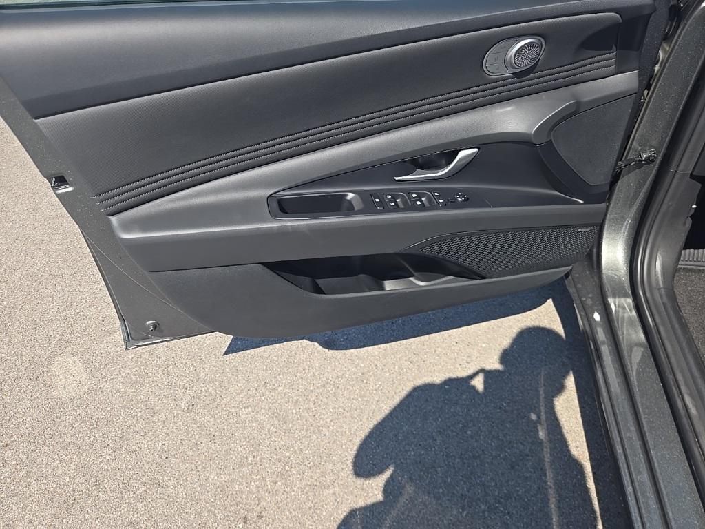new 2025 Hyundai ELANTRA HEV car, priced at $31,045