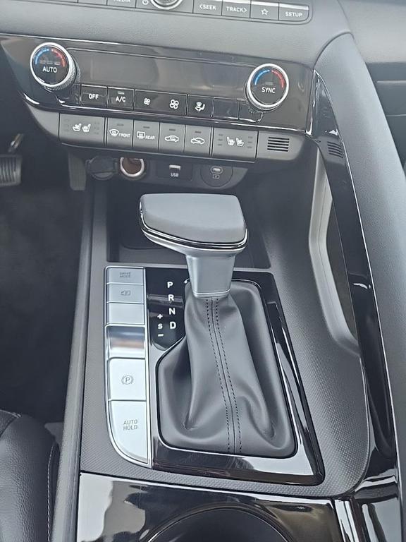 new 2025 Hyundai ELANTRA HEV car, priced at $31,045
