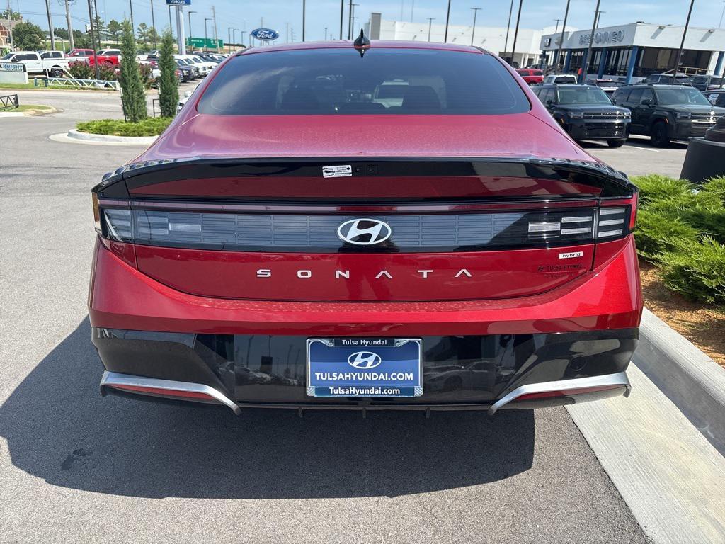 new 2025 Hyundai Sonata Hybrid car, priced at $33,580