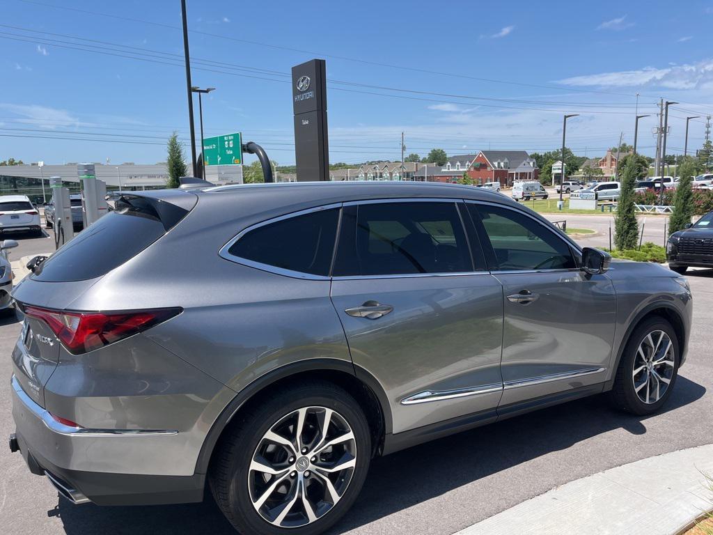 used 2022 Acura MDX car, priced at $32,079