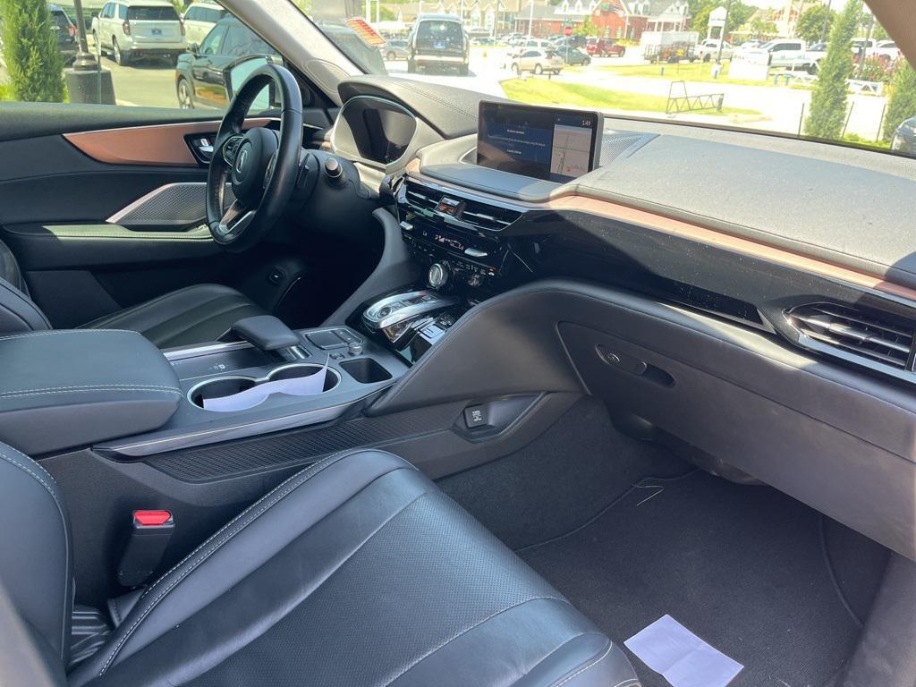 used 2022 Acura MDX car, priced at $32,079
