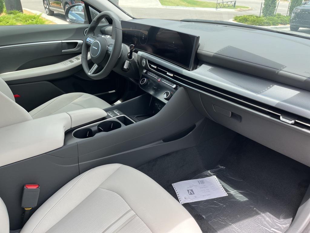 new 2025 Hyundai Sonata car, priced at $32,935