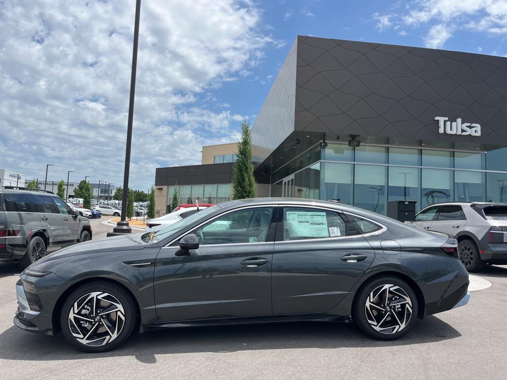 new 2025 Hyundai Sonata car, priced at $32,935