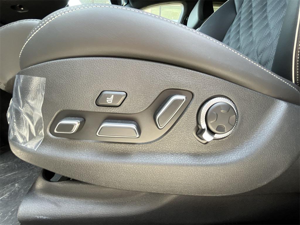 new 2025 Genesis GV70 car, priced at $66,955