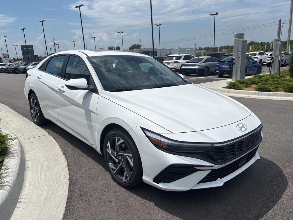 new 2025 Hyundai ELANTRA HEV car, priced at $32,185