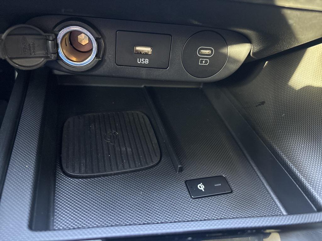 used 2025 Hyundai Elantra car, priced at $21,856
