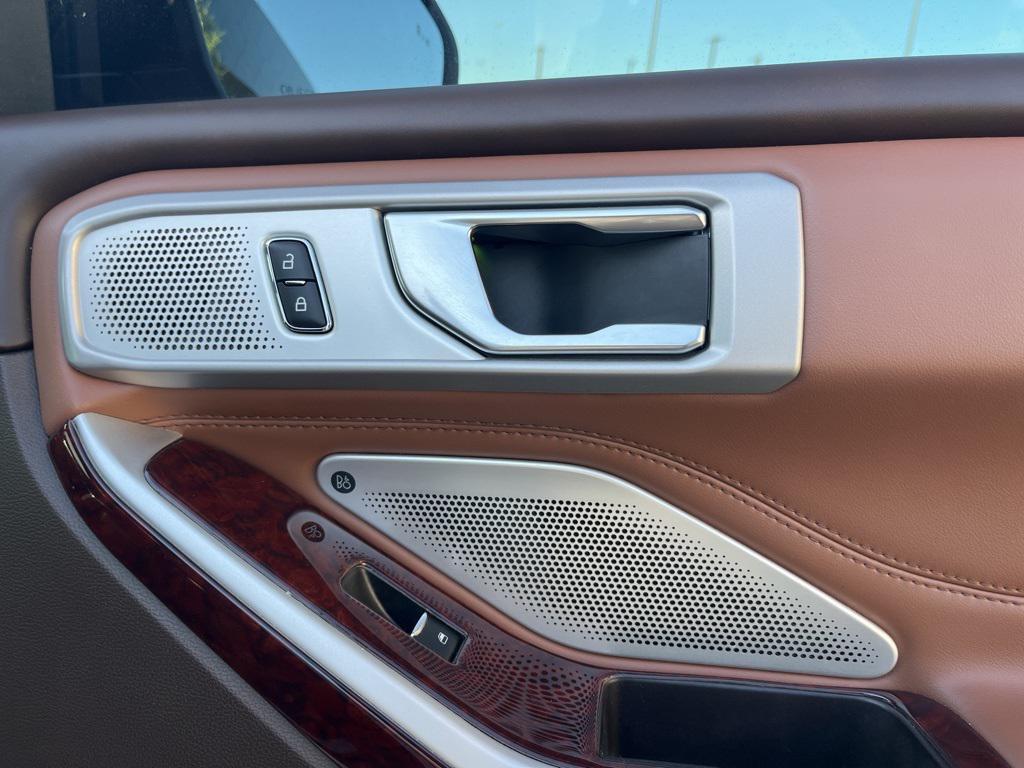 used 2022 Ford Explorer car, priced at $33,973