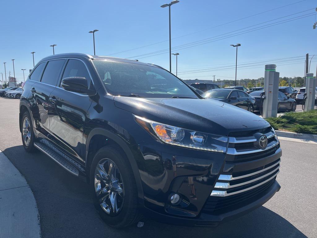used 2018 Toyota Highlander car, priced at $26,326