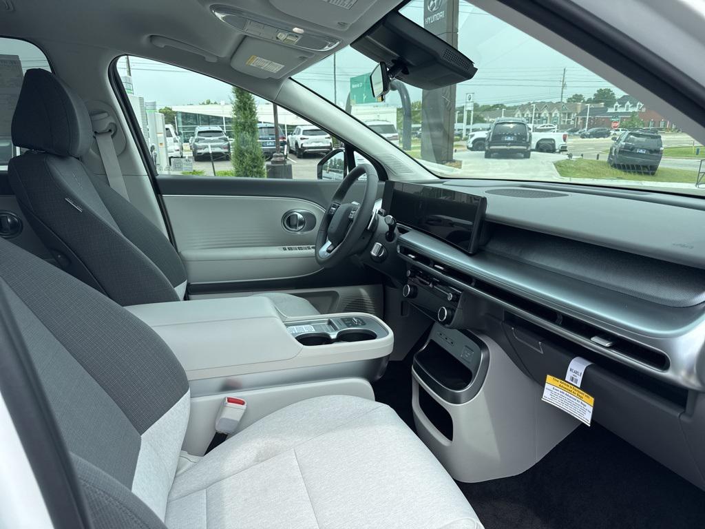 new 2026 Hyundai IONIQ 9 car, priced at $61,410
