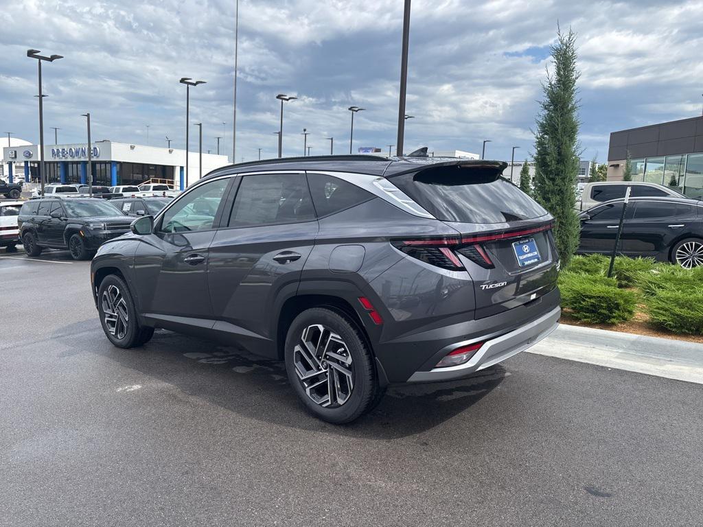 new 2025 Hyundai TUCSON Hybrid car, priced at $43,890