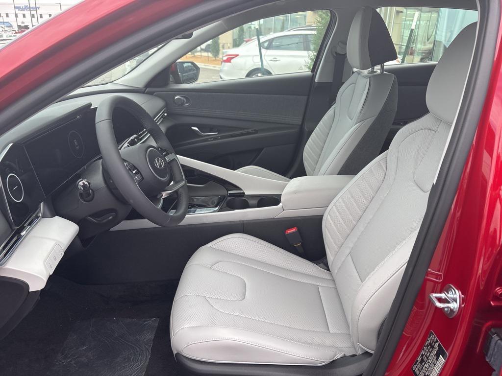 new 2025 Hyundai ELANTRA HEV car, priced at $32,070